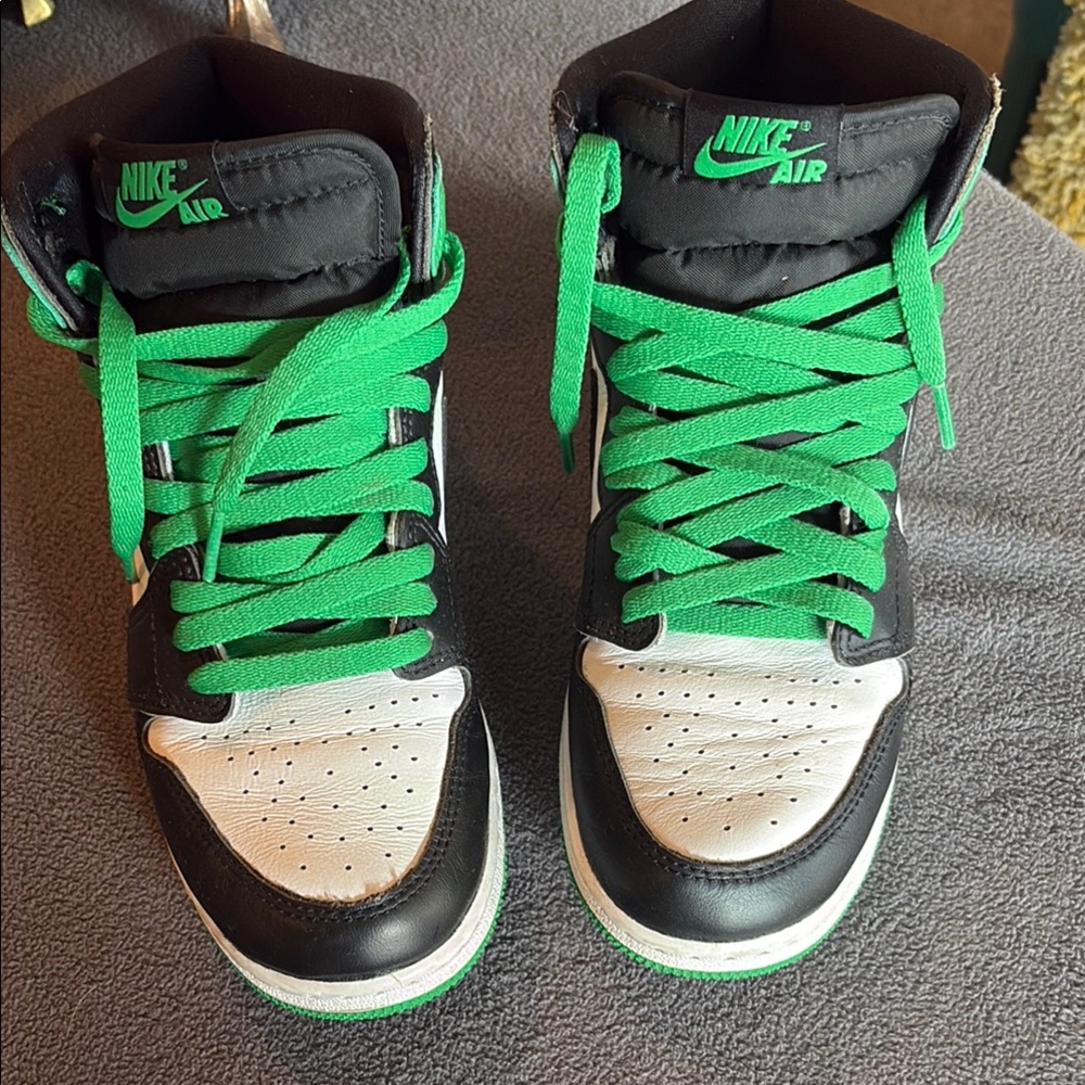 Nike Kids' Black and Green Sneakers